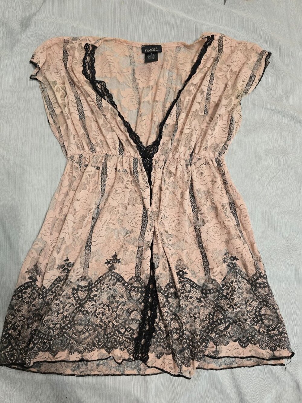 Rue 21 Lace Babydoll style Lace Blouse
